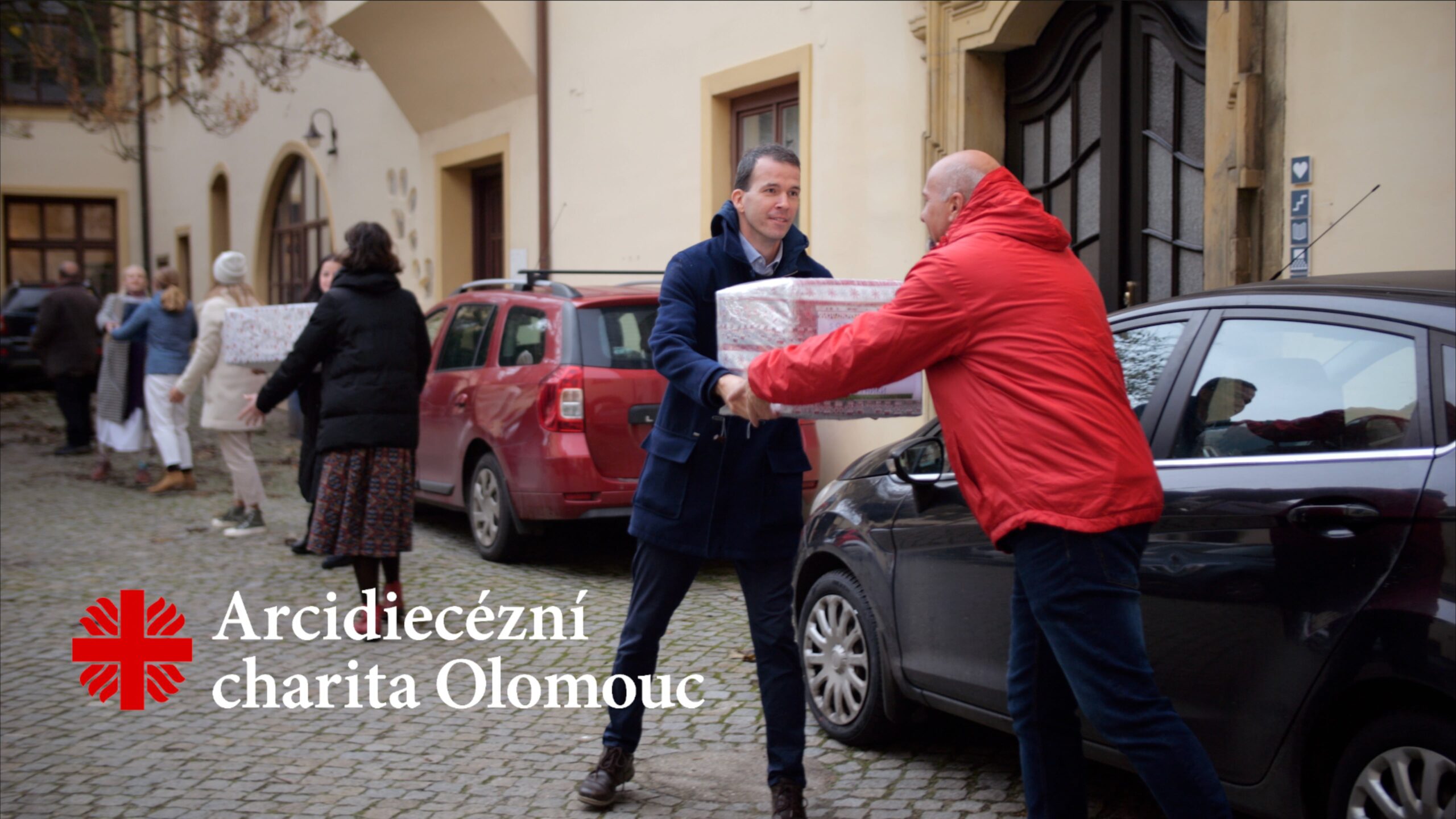 Vánoční balíček - Arcidiecézní charita Olomouc